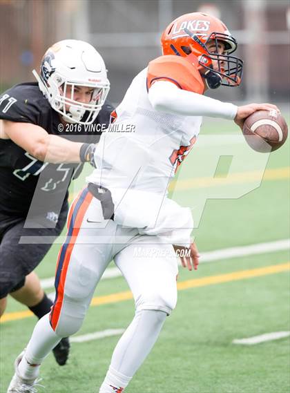Thumbnail 2 in Eastside Catholic vs. Lakes (WIAA 3A Quarterfinal) photogallery.