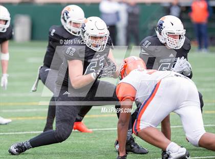 Thumbnail 3 in Eastside Catholic vs. Lakes (WIAA 3A Quarterfinal) photogallery.