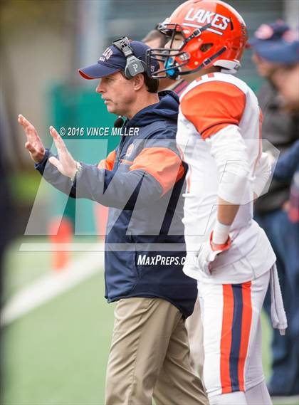 Thumbnail 2 in Eastside Catholic vs. Lakes (WIAA 3A Quarterfinal) photogallery.