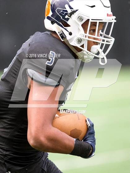 Thumbnail 1 in Eastside Catholic vs. Lakes (WIAA 3A Quarterfinal) photogallery.