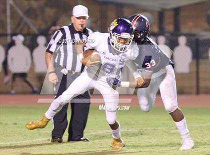 Thumbnail 2 in Belton-Honea Path vs Emerald photogallery.