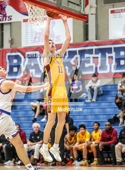 Thumbnail 3 in Clovis West @ Buchanan photogallery.
