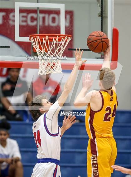 Thumbnail 3 in Clovis West @ Buchanan photogallery.