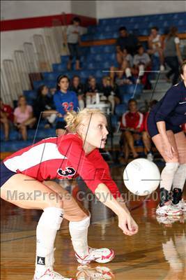 Thumbnail 3 in Stony Point vs. Wimberley photogallery.