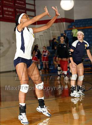 Thumbnail 1 in Stony Point vs. Wimberley photogallery.