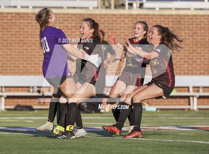 Thumbnail 3 in Lassiter vs Cambridge (GHSA 6A Championship) photogallery.