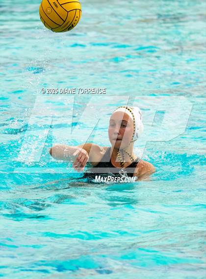 Thumbnail 2 in Foothill vs San Marcos (Bill Barnett Holiday Cup) photogallery.