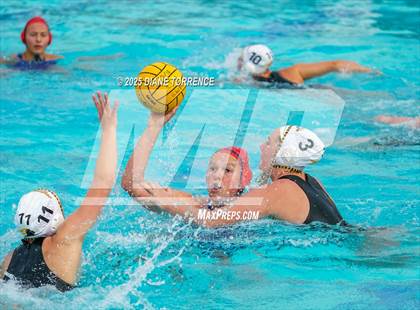 Thumbnail 3 in Foothill vs San Marcos (Bill Barnett Holiday Cup) photogallery.