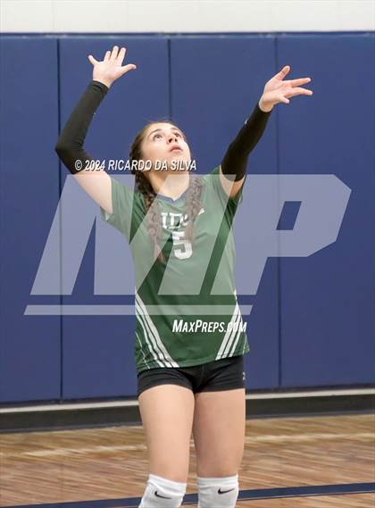 Thumbnail 2 in Cypress Ridge vs Cypress Creek (Katy ISD Subvarsity Tournament) photogallery.