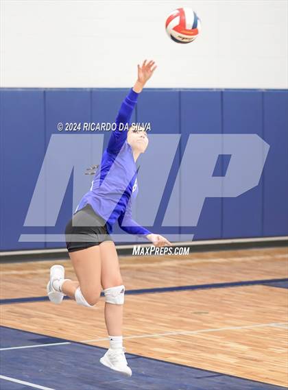 Thumbnail 2 in Cypress Ridge vs Cypress Creek (Katy ISD Subvarsity Tournament) photogallery.
