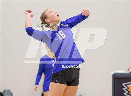 Thumbnail 2 in Cypress Ridge vs Cypress Creek (Katy ISD Subvarsity Tournament) photogallery.