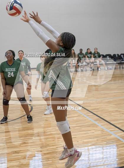 Thumbnail 3 in Cypress Ridge vs Cypress Creek (Katy ISD Subvarsity Tournament) photogallery.