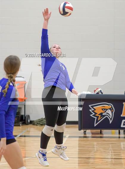 Thumbnail 1 in Cypress Ridge vs Cypress Creek (Katy ISD Subvarsity Tournament) photogallery.