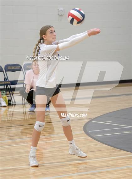 Thumbnail 2 in Cypress Ridge vs Cypress Creek (Katy ISD Subvarsity Tournament) photogallery.