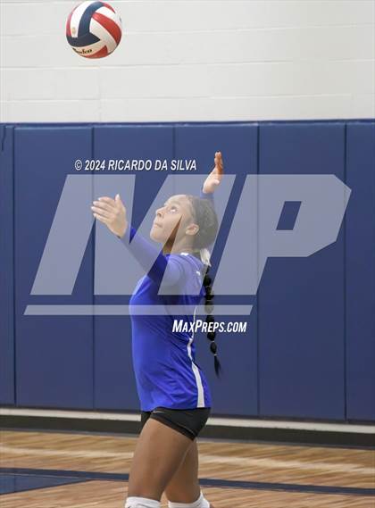 Thumbnail 2 in Cypress Ridge vs Cypress Creek (Katy ISD Subvarsity Tournament) photogallery.