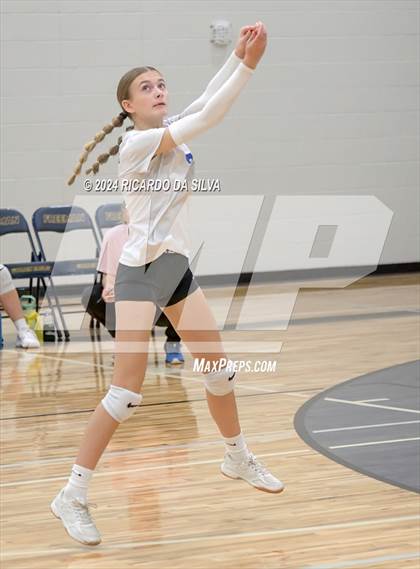 Thumbnail 3 in Cypress Ridge vs Cypress Creek (Katy ISD Subvarsity Tournament) photogallery.