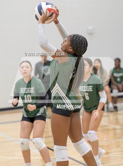 Thumbnail 2 in Cypress Ridge vs Cypress Creek (Katy ISD Subvarsity Tournament) photogallery.