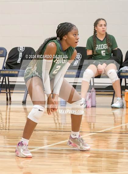 Thumbnail 2 in Cypress Ridge vs Cypress Creek (Katy ISD Subvarsity Tournament) photogallery.