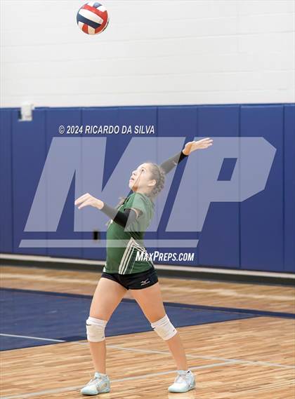 Thumbnail 2 in Cypress Ridge vs Cypress Creek (Katy ISD Subvarsity Tournament) photogallery.