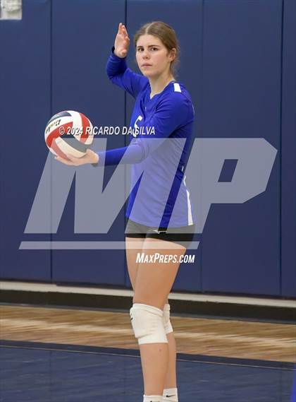 Thumbnail 2 in Cypress Ridge vs Cypress Creek (Katy ISD Subvarsity Tournament) photogallery.