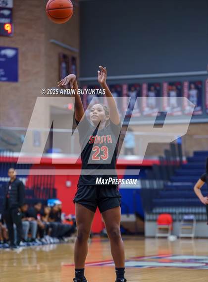 Thumbnail 3 in Monterey vs South Grand Prairie (Allen Eagles Hoopfest) photogallery.