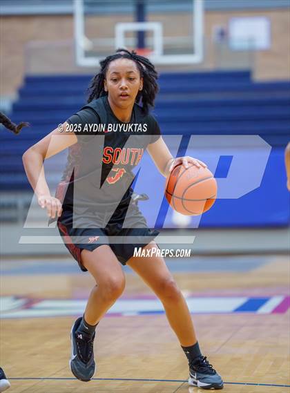 Thumbnail 2 in Monterey vs South Grand Prairie (Allen Eagles Hoopfest) photogallery.