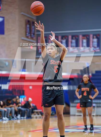 Thumbnail 3 in Monterey vs South Grand Prairie (Allen Eagles Hoopfest) photogallery.