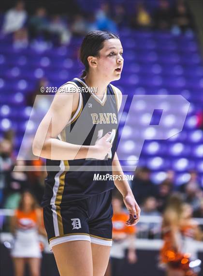Thumbnail 1 in Davis vs. Skyridge (UHSAA 6A Semifinal) photogallery.