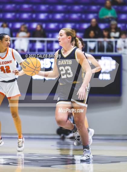 Thumbnail 3 in Davis vs. Skyridge (UHSAA 6A Semifinal) photogallery.
