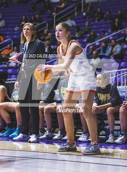 Thumbnail 1 in Davis vs. Skyridge (UHSAA 6A Semifinal) photogallery.