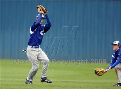 Thumbnail 3 in Midland vs. Georgetown (Warrior Classic) photogallery.