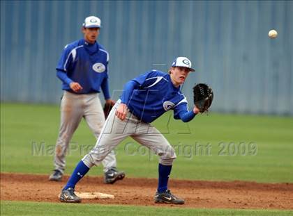 Thumbnail 2 in Midland vs. Georgetown (Warrior Classic) photogallery.