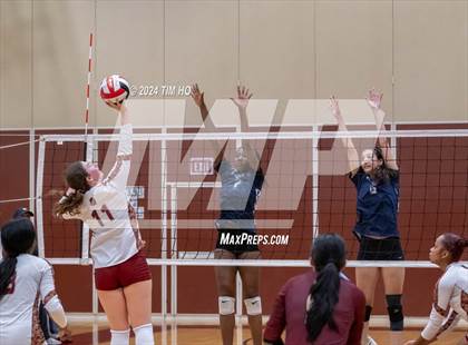 Thumbnail 2 in Springbrook vs. Paint Branch photogallery.