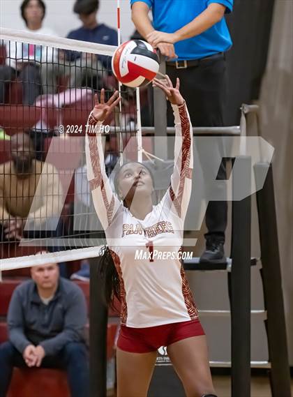 Thumbnail 2 in Springbrook vs. Paint Branch photogallery.