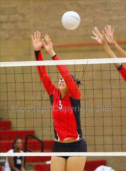 Thumbnail 3 in Cosumnes Oaks @ Antelope photogallery.
