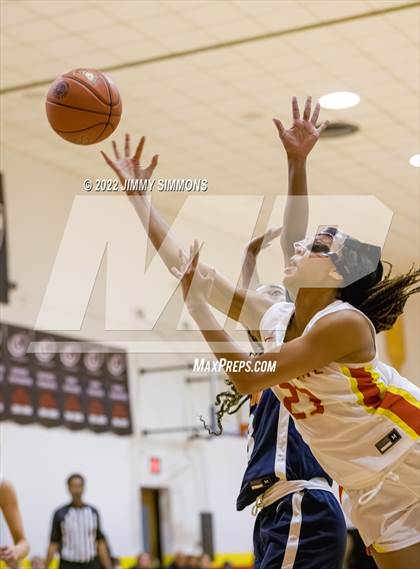 Thumbnail 1 in Whitney Young @ Incarnate Word Academy photogallery.