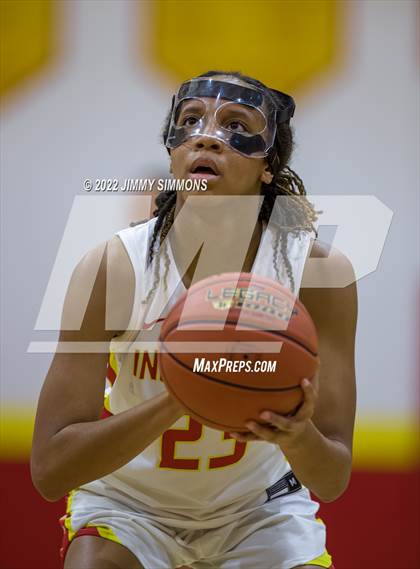 Thumbnail 1 in Whitney Young @ Incarnate Word Academy photogallery.