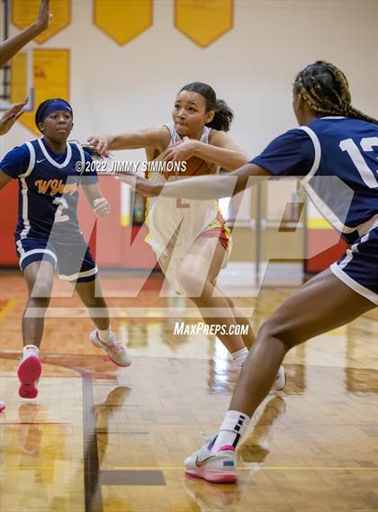 Thumbnail 2 in Whitney Young @ Incarnate Word Academy photogallery.