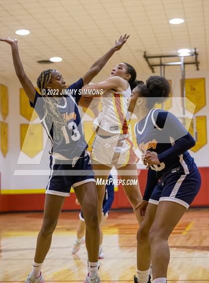 Thumbnail 2 in Whitney Young @ Incarnate Word Academy photogallery.