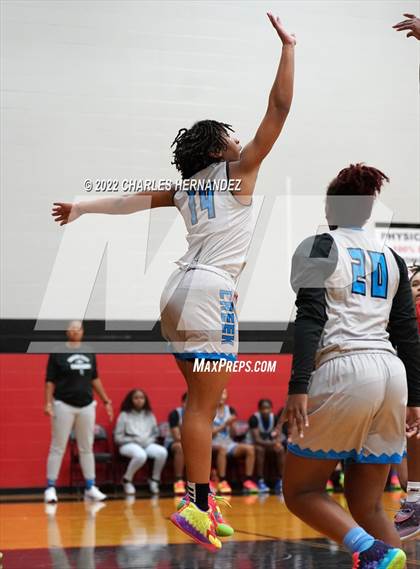 Thumbnail 3 in Shadow Creek vs. Cypress Lakes (Langham Creek Shootout) photogallery.