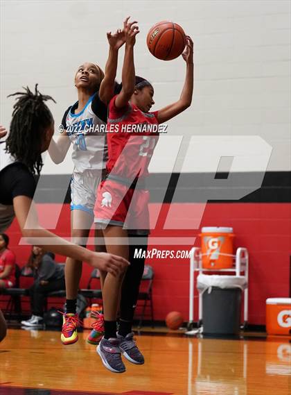 Thumbnail 3 in Shadow Creek vs. Cypress Lakes (Langham Creek Shootout) photogallery.