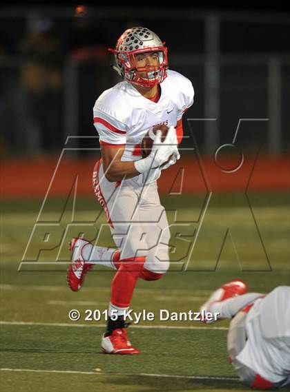 Thumbnail 2 in Muenster vs. Bremond (UIL 2A Division 2 Semifinal) photogallery.