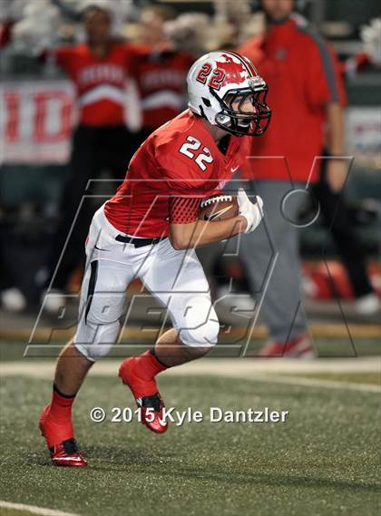 Thumbnail 3 in Muenster vs. Bremond (UIL 2A Division 2 Semifinal) photogallery.