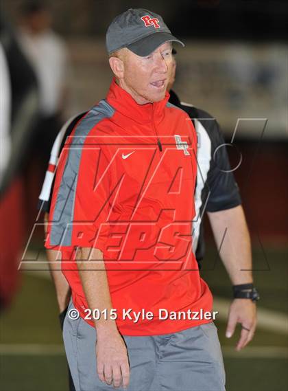 Thumbnail 2 in Muenster vs. Bremond (UIL 2A Division 2 Semifinal) photogallery.