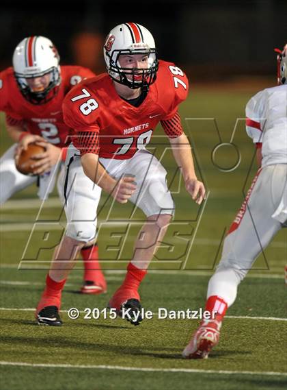 Thumbnail 3 in Muenster vs. Bremond (UIL 2A Division 2 Semifinal) photogallery.