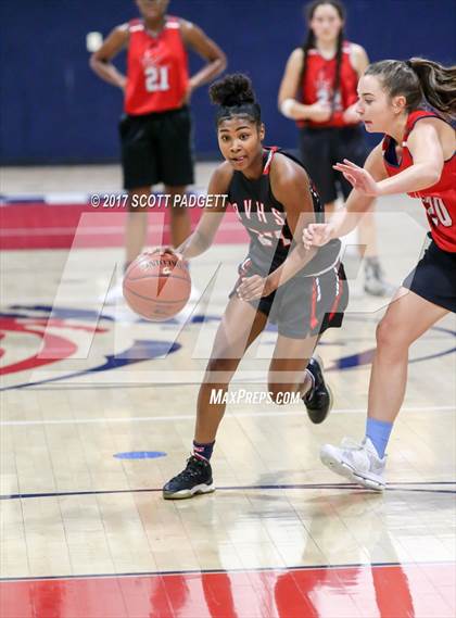 Thumbnail 2 in Great Oak vs Rancho Verde (Scrimmage) photogallery.