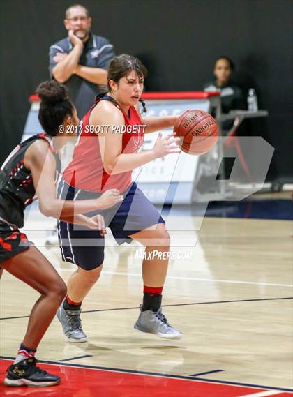 Thumbnail 1 in Great Oak vs Rancho Verde (Scrimmage) photogallery.