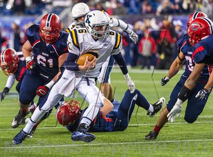 Thumbnail 1 in Xaverian Brothers vs. Central Catholic (MIAA Division 1 Final) photogallery.