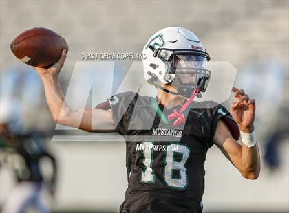 Thumbnail 3 in Lassiter @ Kennesaw Mountain photogallery.