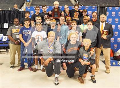 Thumbnail 2 in NCHSAA Wrestling Championships (Awards) photogallery.